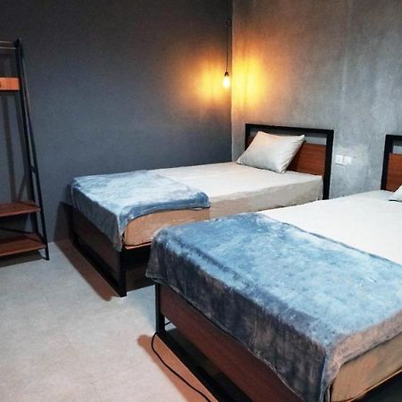 Hostel 18 Pasangan Butuh Surat Nikah Bandung Exteriér fotografie