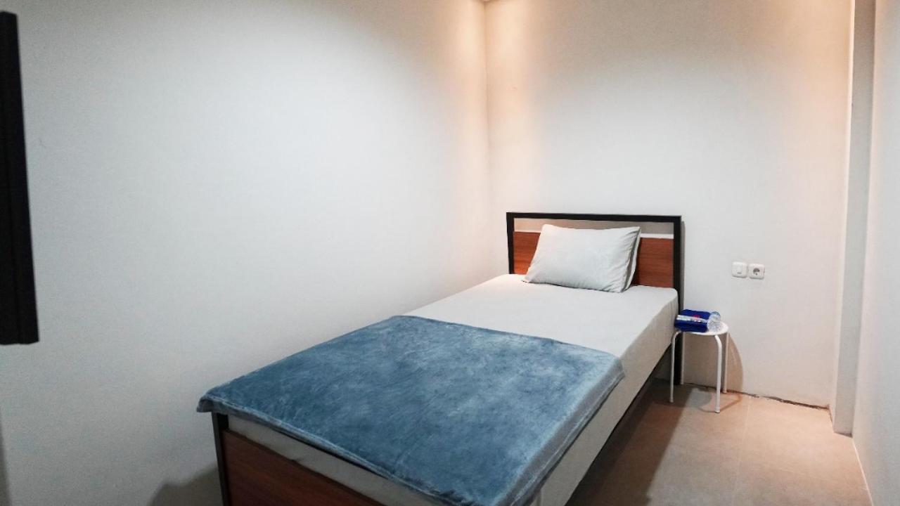 Hostel 18 Pasangan Butuh Surat Nikah Bandung Exteriér fotografie